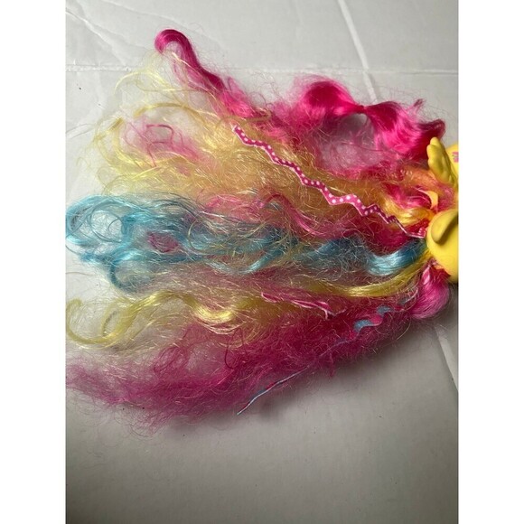 My Little Pony Fluttershy - Picture 4 of 8